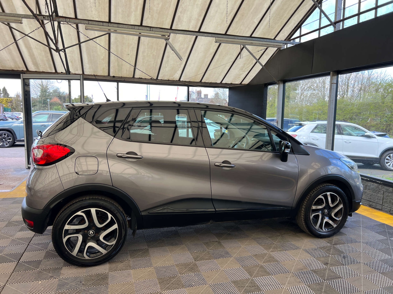 Used Renault Captur 2017 for sale - 78124684: Photo 9