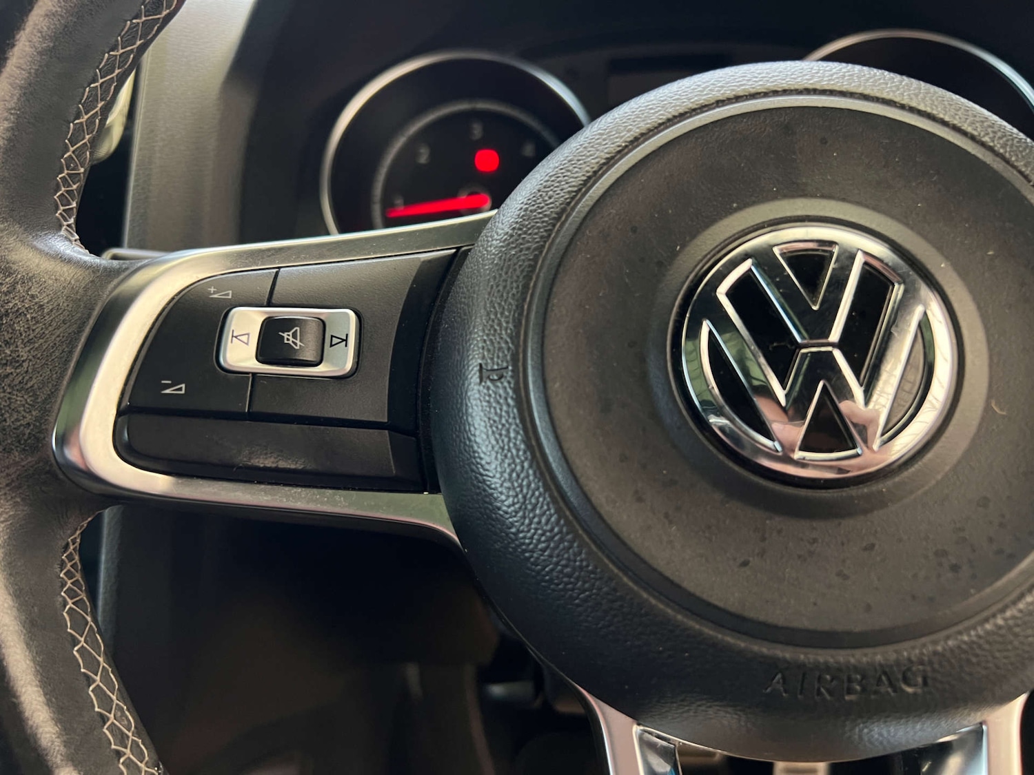 Used Volkswagen Scirocco 2016 for sale - 77688297: Photo 13