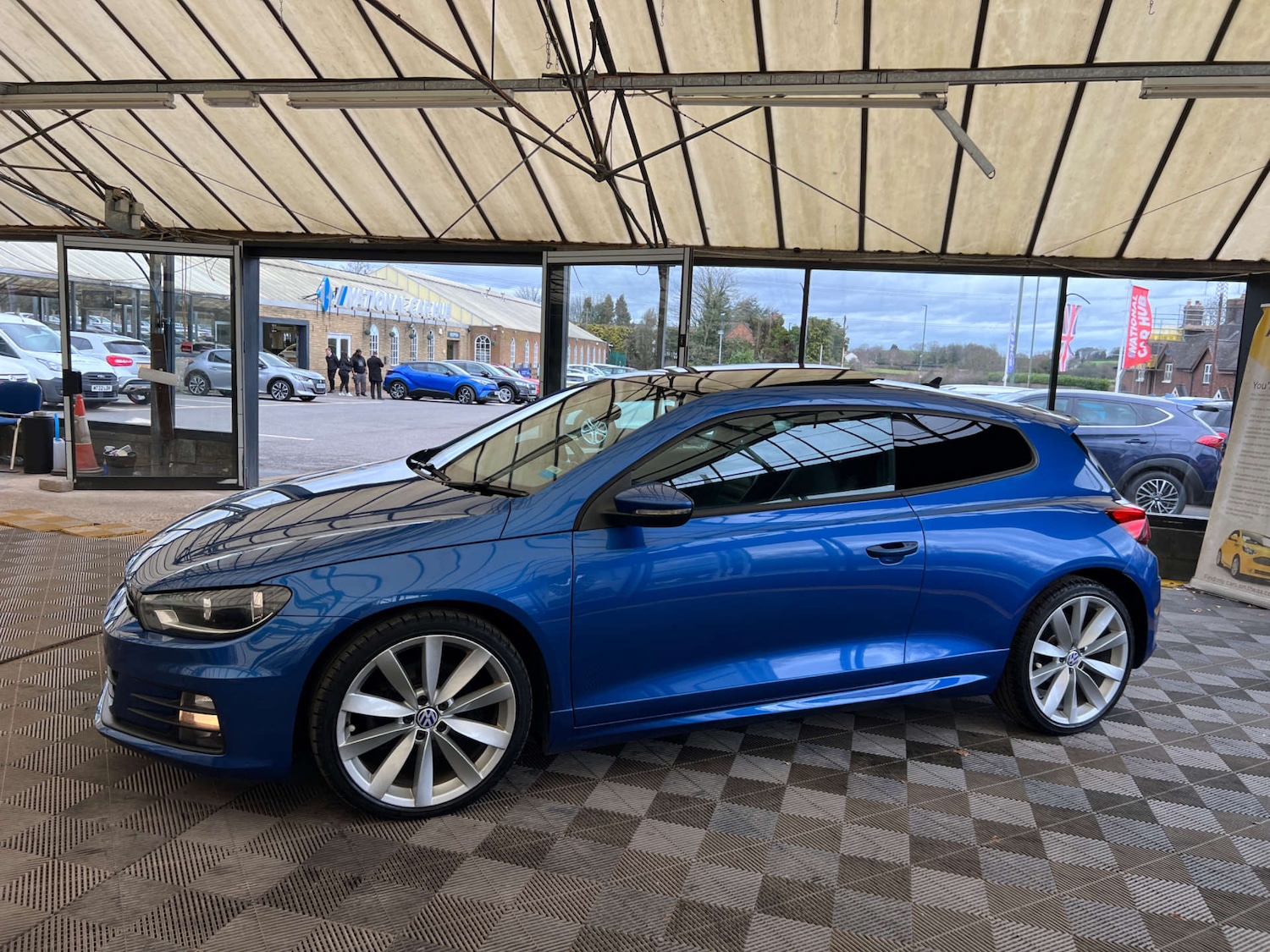 Used Volkswagen Scirocco 2016 for sale - 77688297: Photo 4