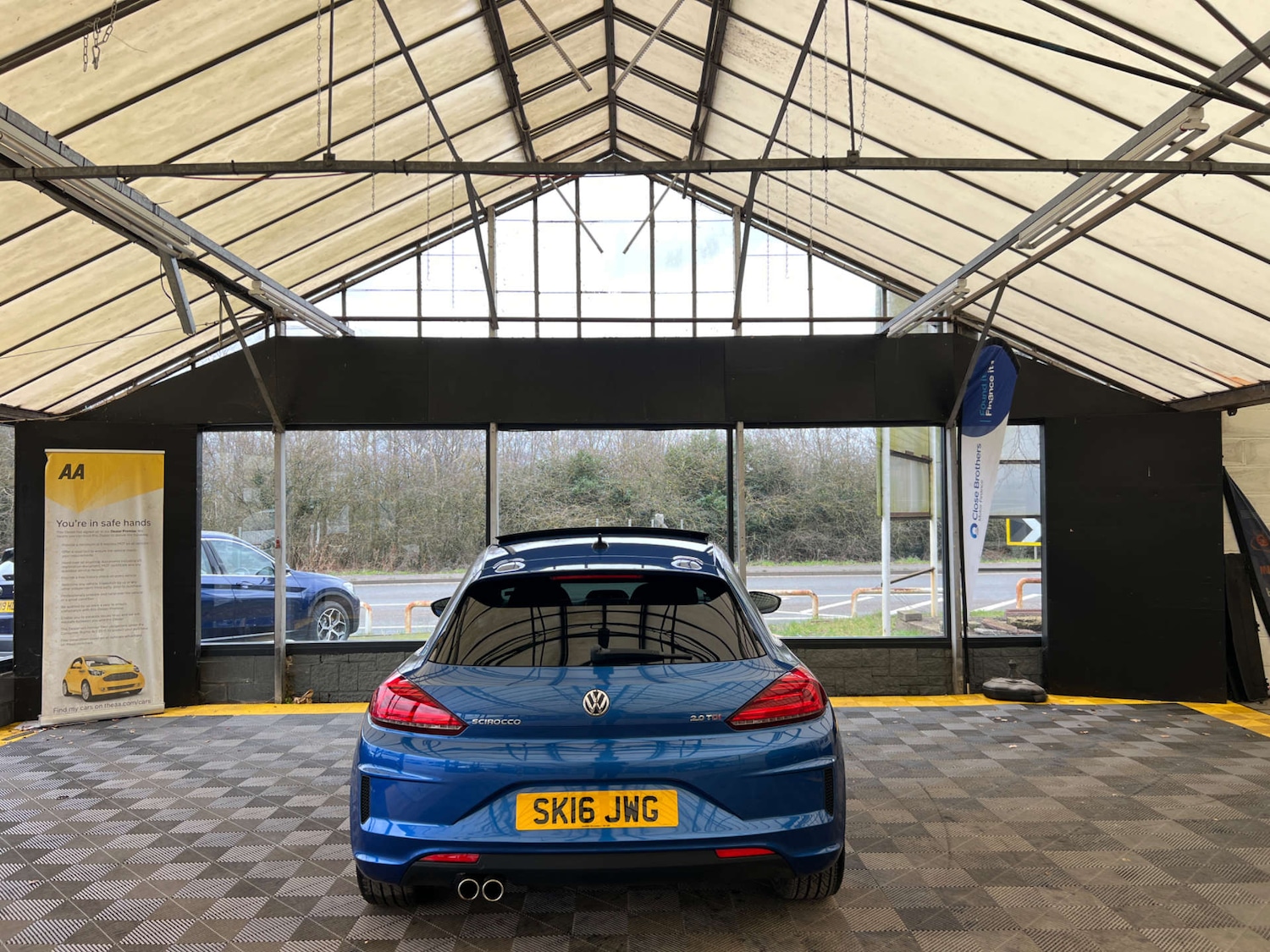 Used Volkswagen Scirocco 2016 for sale - 77688297: Photo 7