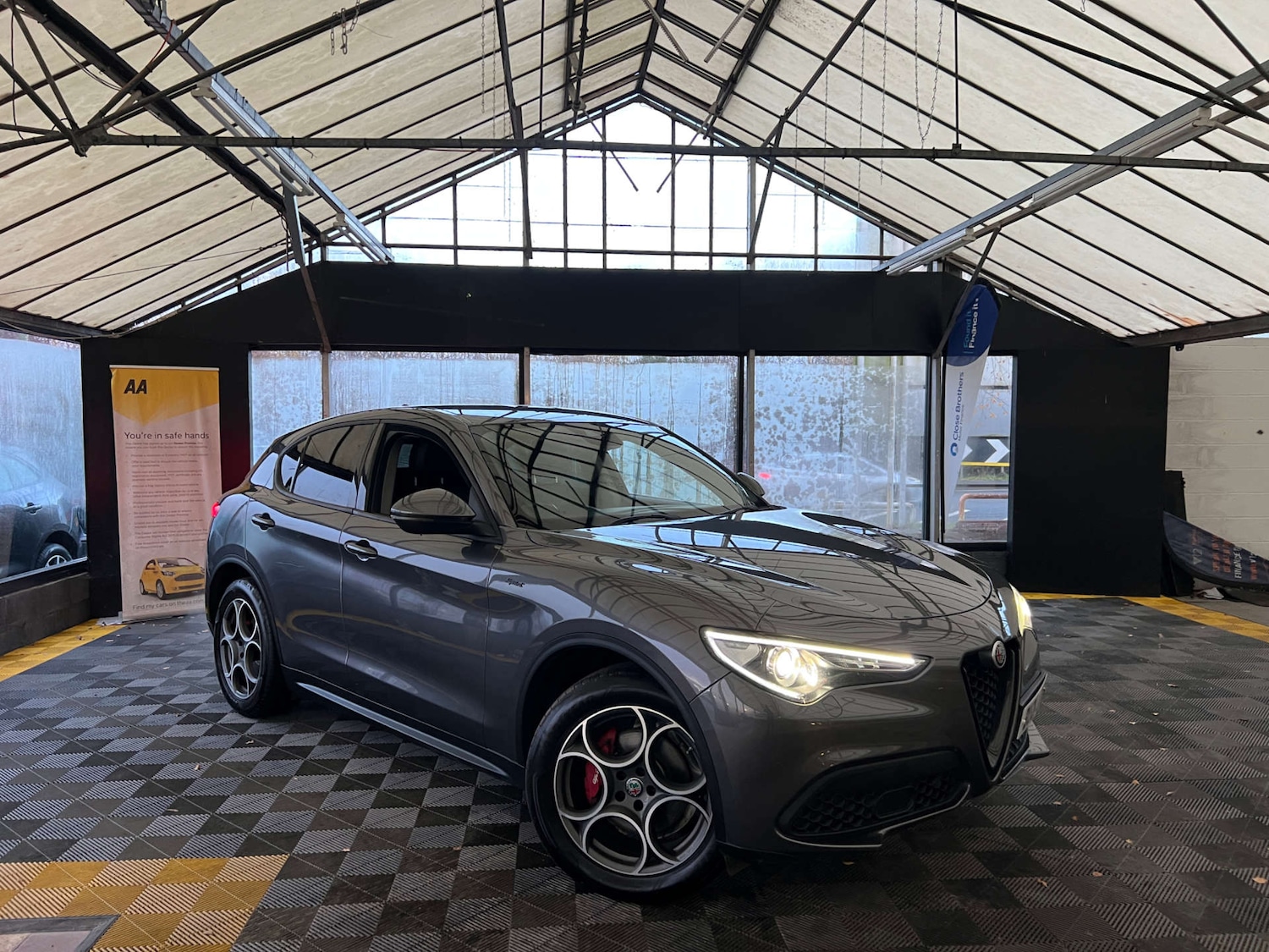 Used Alfa Romeo Stelvio 2021 for sale - 76940200: Photo 1