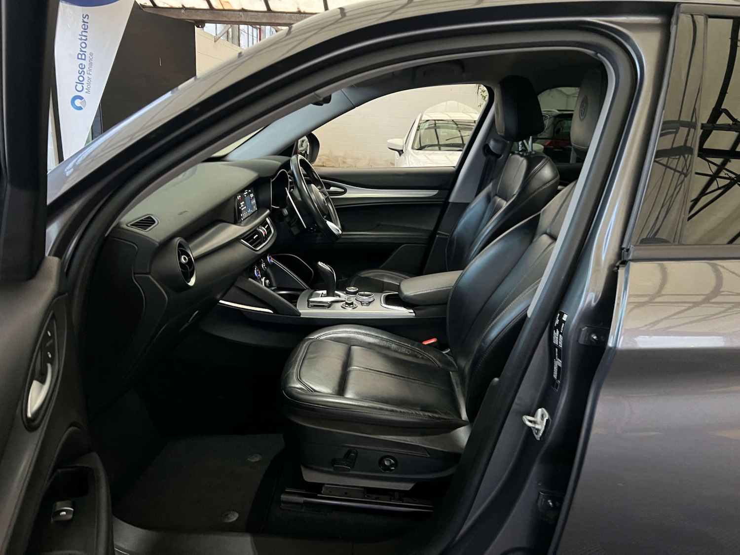 Used Alfa Romeo Stelvio 2021 for sale - 76940200: Photo 25