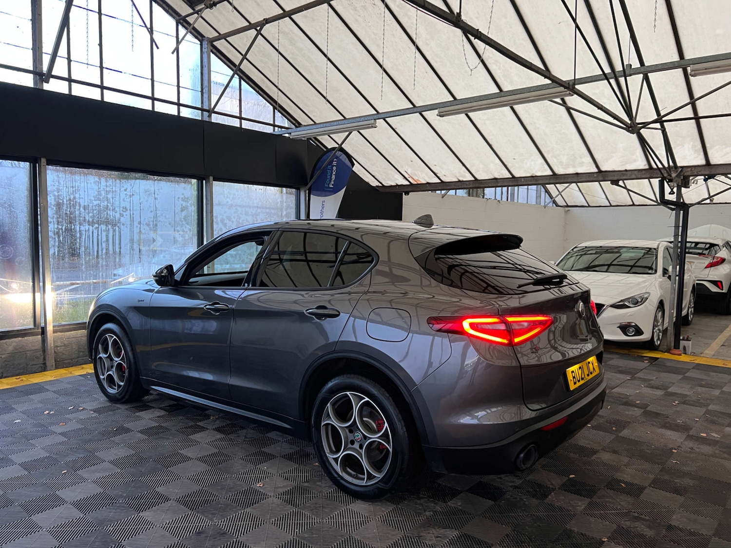 Used Alfa Romeo Stelvio 2021 for sale - 76940200: Photo 5
