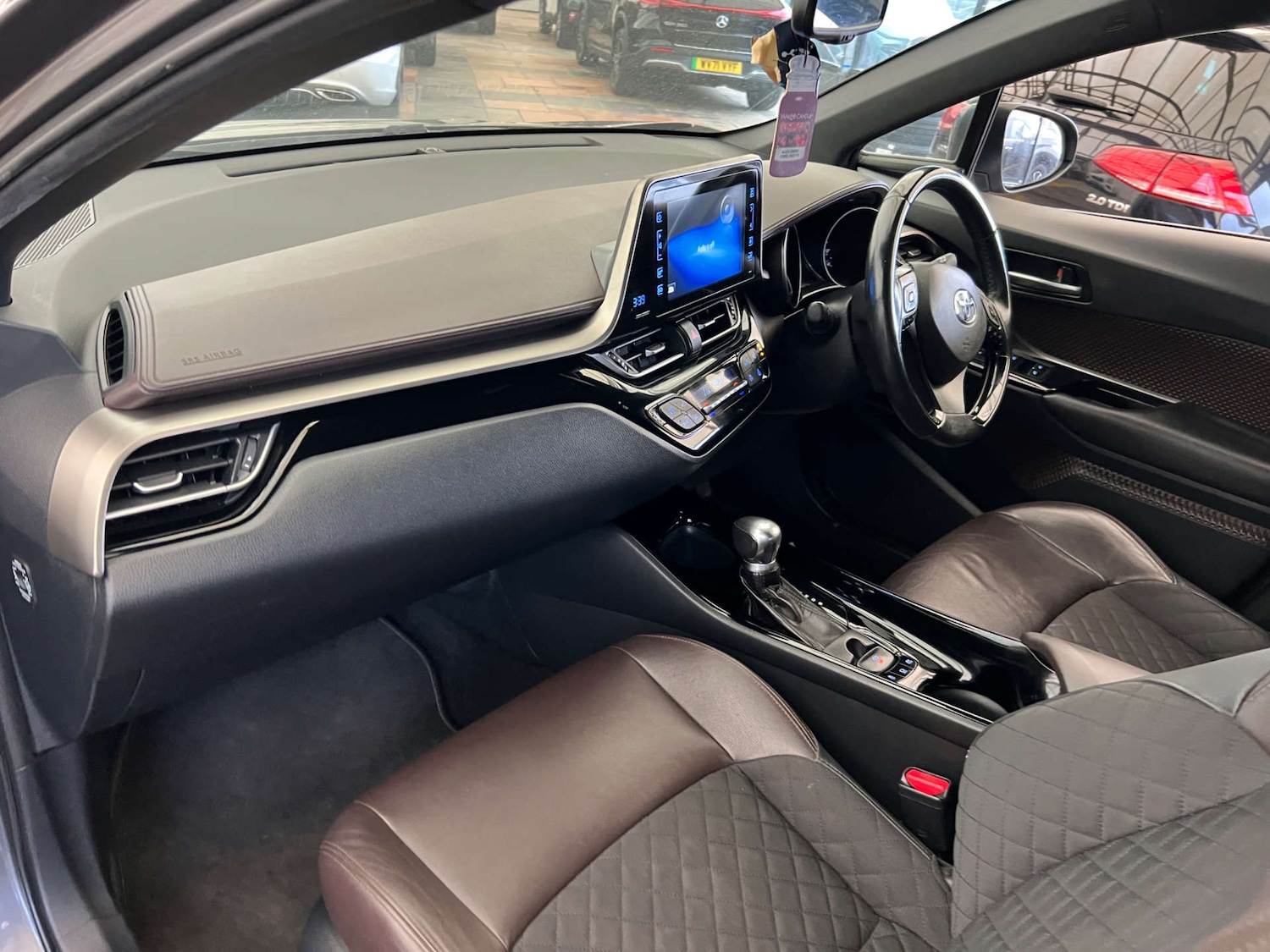 Used Toyota C-HR 2018 for sale - 76601669: Photo 22