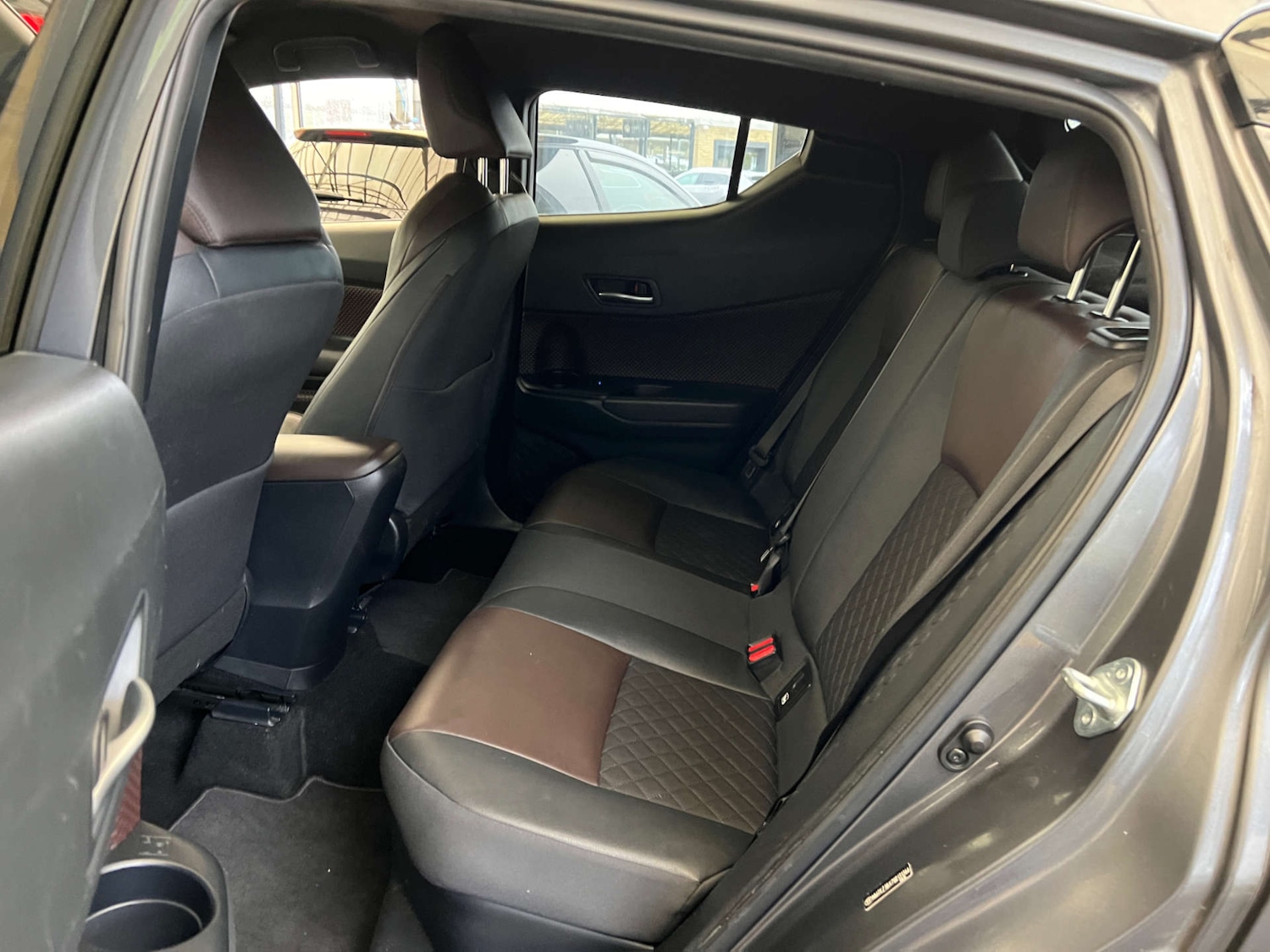 Used Toyota C-HR 2018 for sale - 76601669: Photo 23