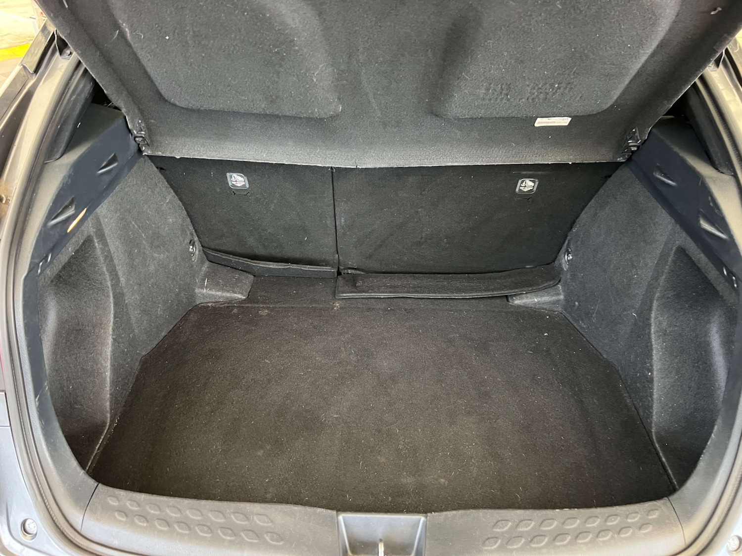 Used Toyota C-HR 2018 for sale - 76601669: Photo 25