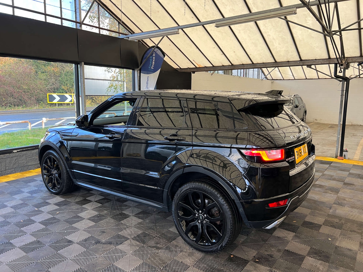 Used Land Rover Range Rover Evoque 2016 for sale - 76511111: Photo 5