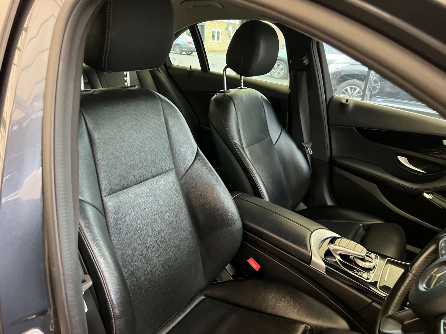 Used Mercedes-Benz C Class 2016 for sale - 76477435: Photo 10