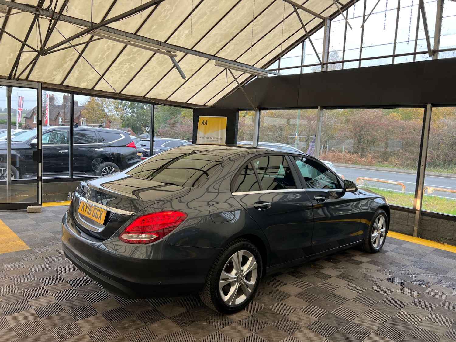 Used Mercedes-Benz C Class 2016 for sale - 76477435: Photo 8