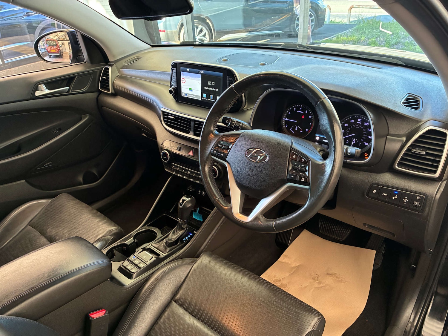 Used Hyundai TUCSON 2018 for sale - 76035996: Photo 12