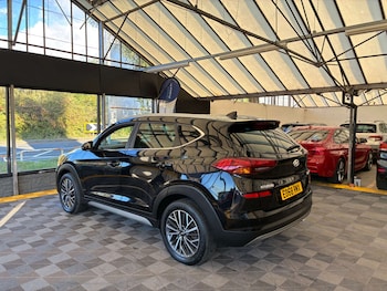 Used Hyundai TUCSON 2018 for sale - 76035996: Photo 4