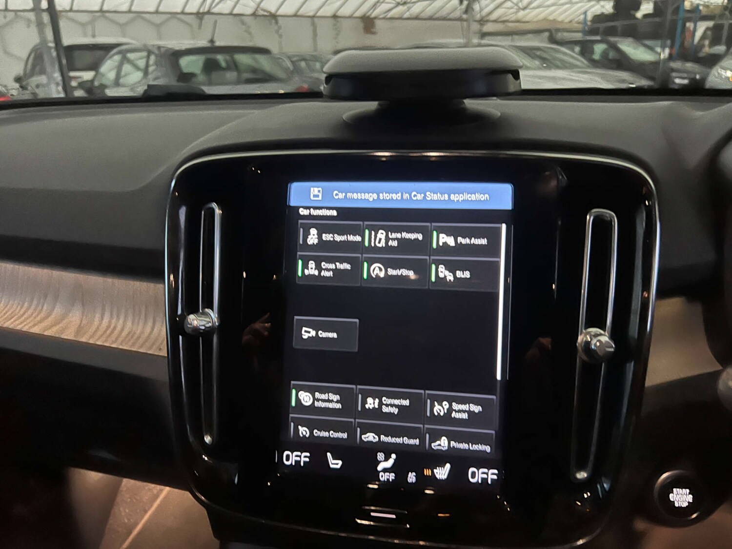 Used Volvo XC40 2018 for sale - 76846778: Photo 19