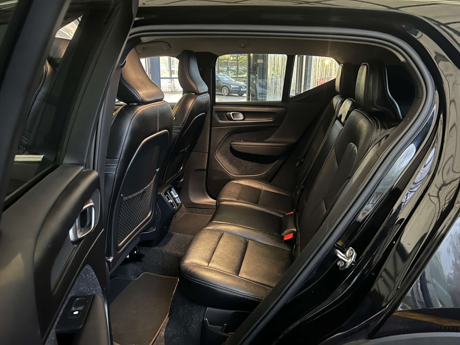 Used Volvo XC40 2018 for sale - 76846778: Photo 25