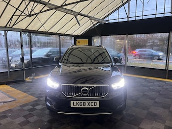 Used Volvo XC40 2018 for sale - 76846778: Photo