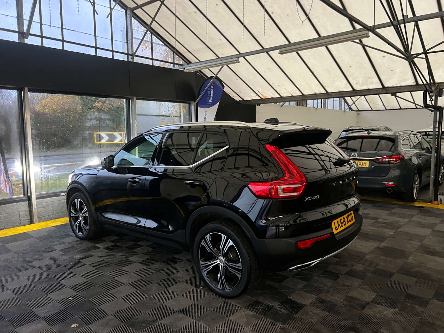Used Volvo XC40 2018 for sale - 76846778: Photo 5