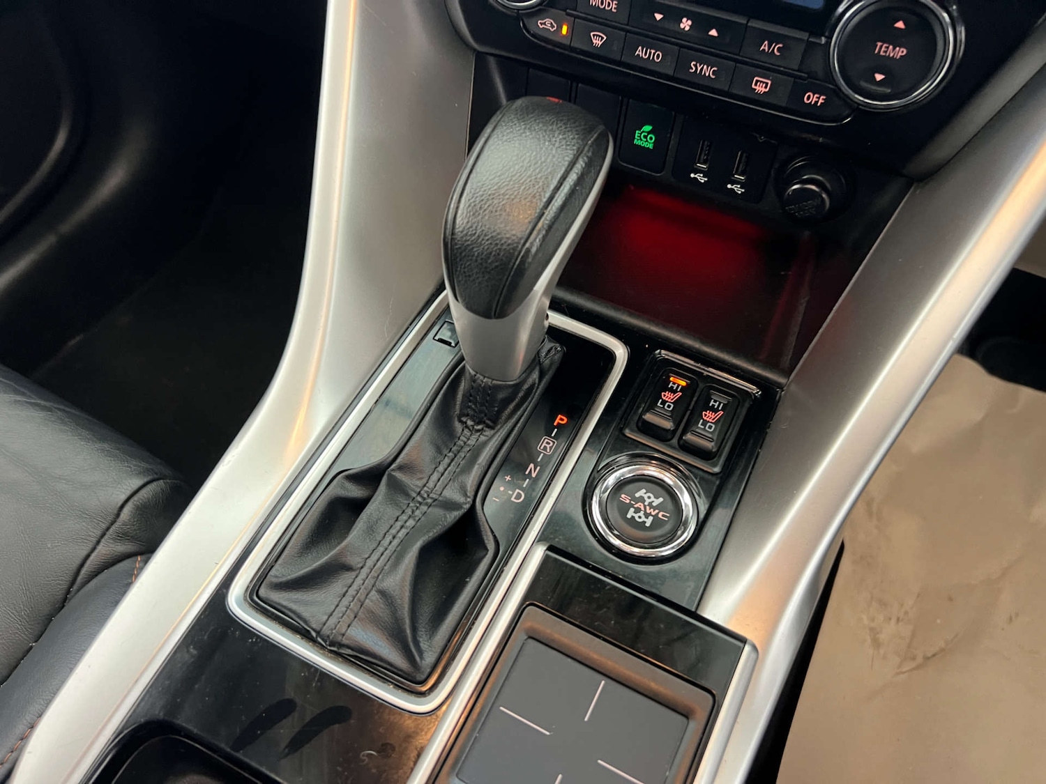 Used Mitsubishi Eclipse Cross 2018 for sale - 77632652: Photo 20