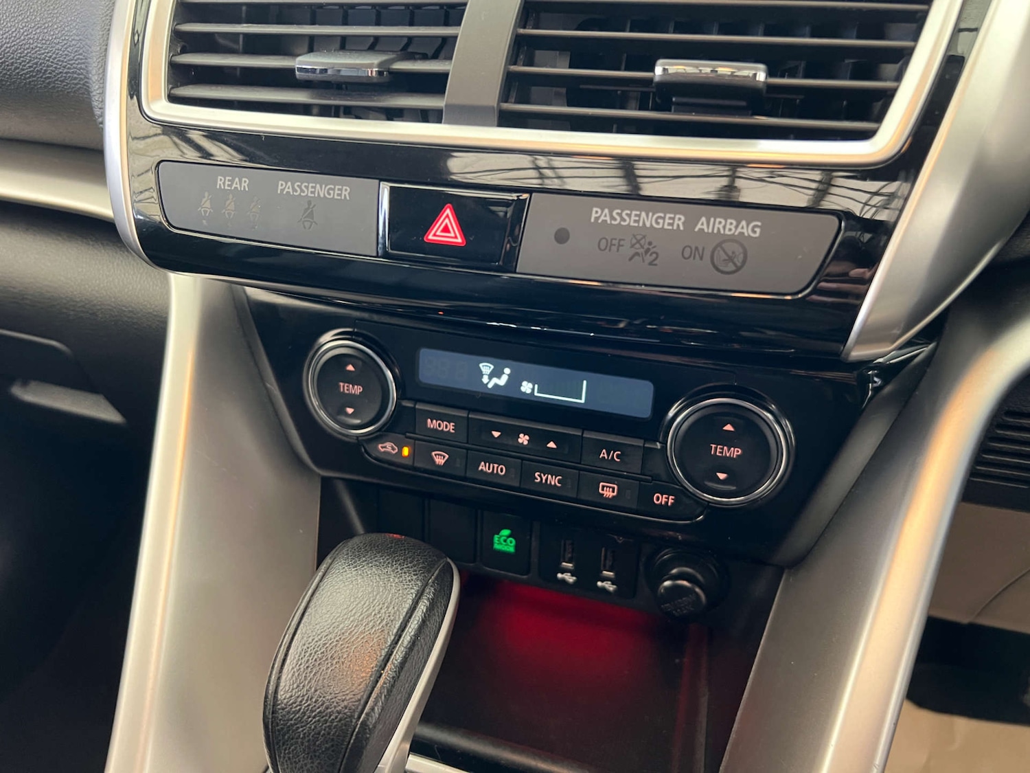 Used Mitsubishi Eclipse Cross 2018 for sale - 77632652: Photo 22