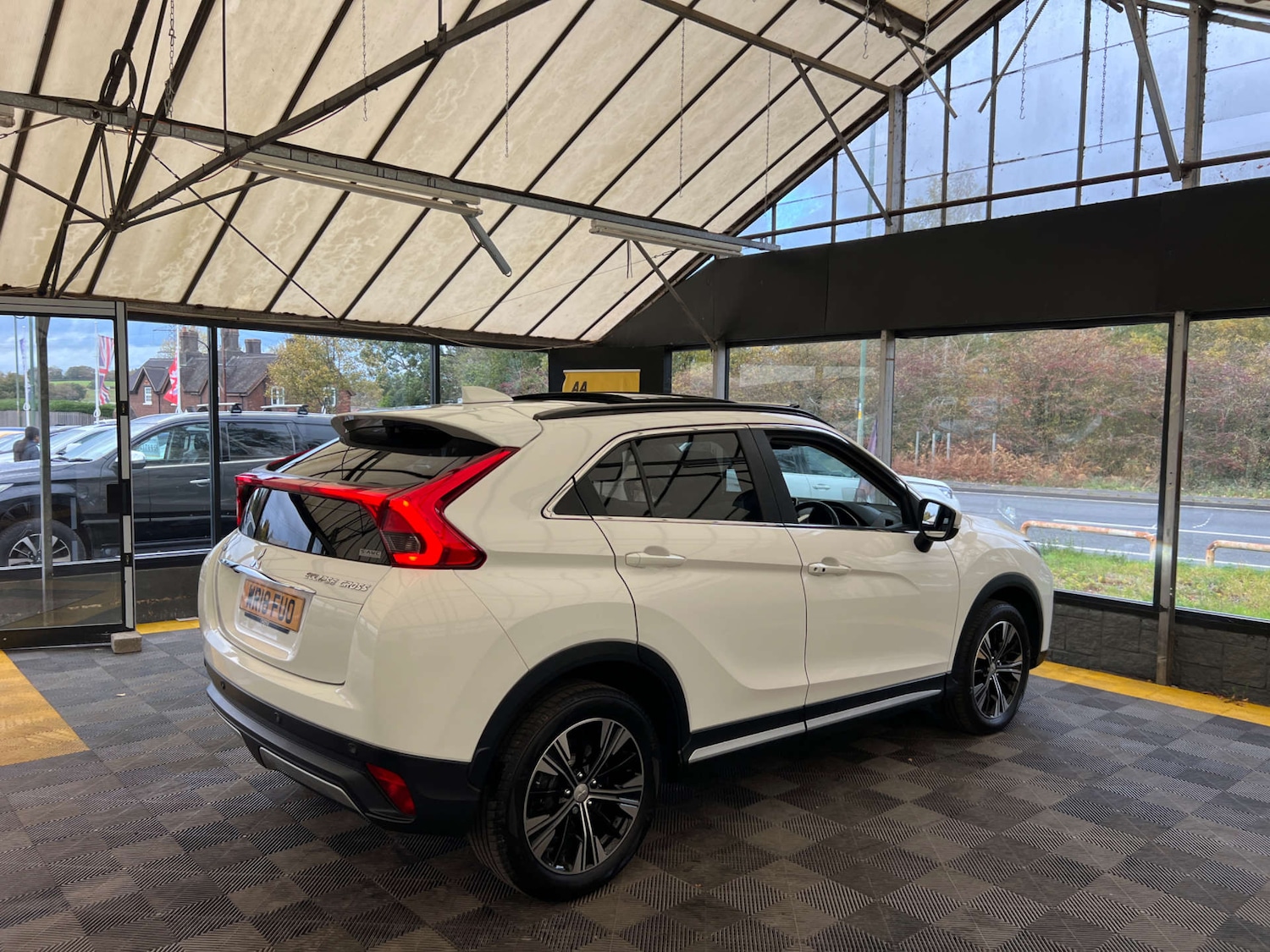 Used Mitsubishi Eclipse Cross 2018 for sale - 77632652: Photo 6