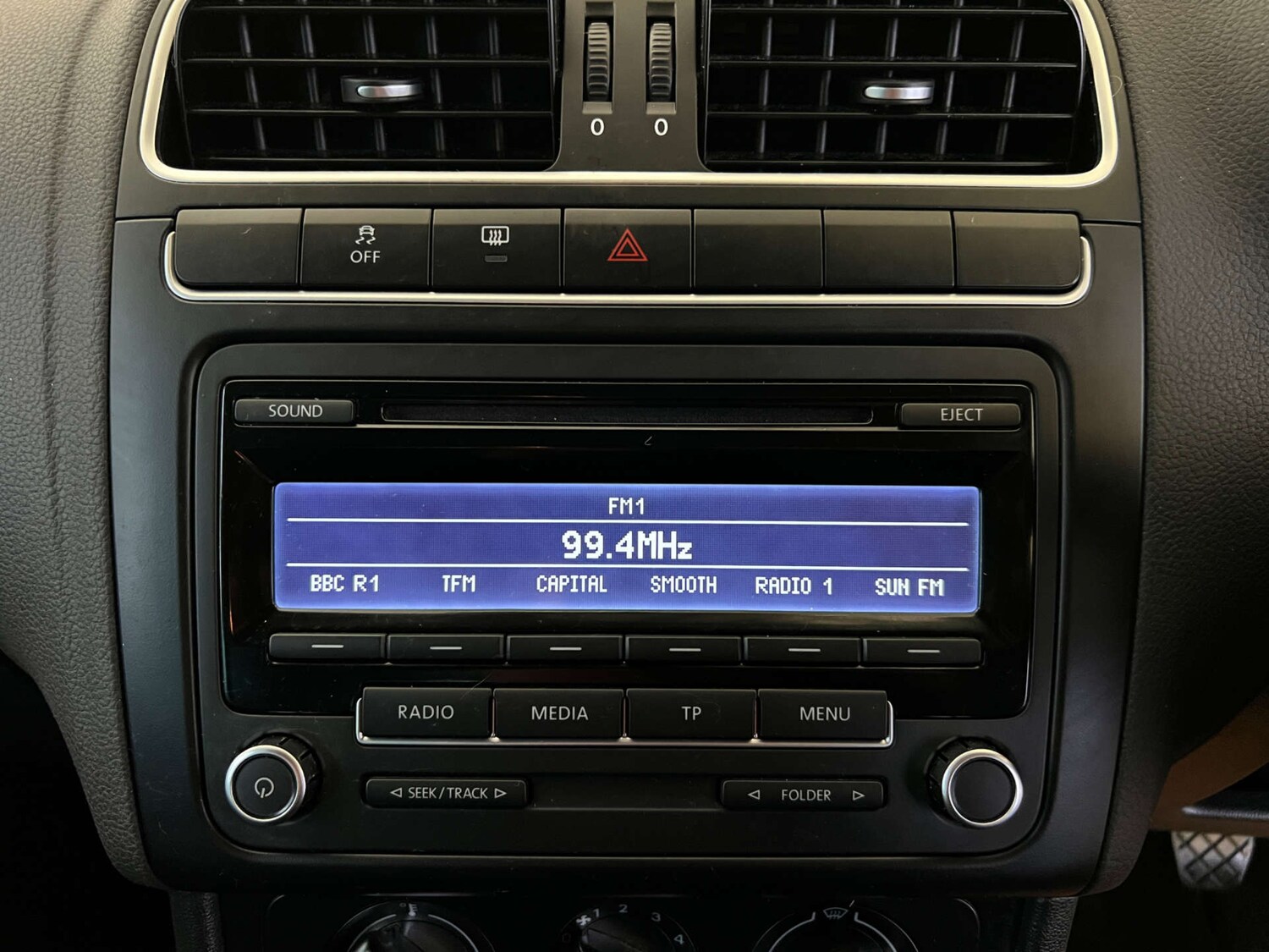 Used Volkswagen Polo 2012 for sale - 77409761: Photo 11