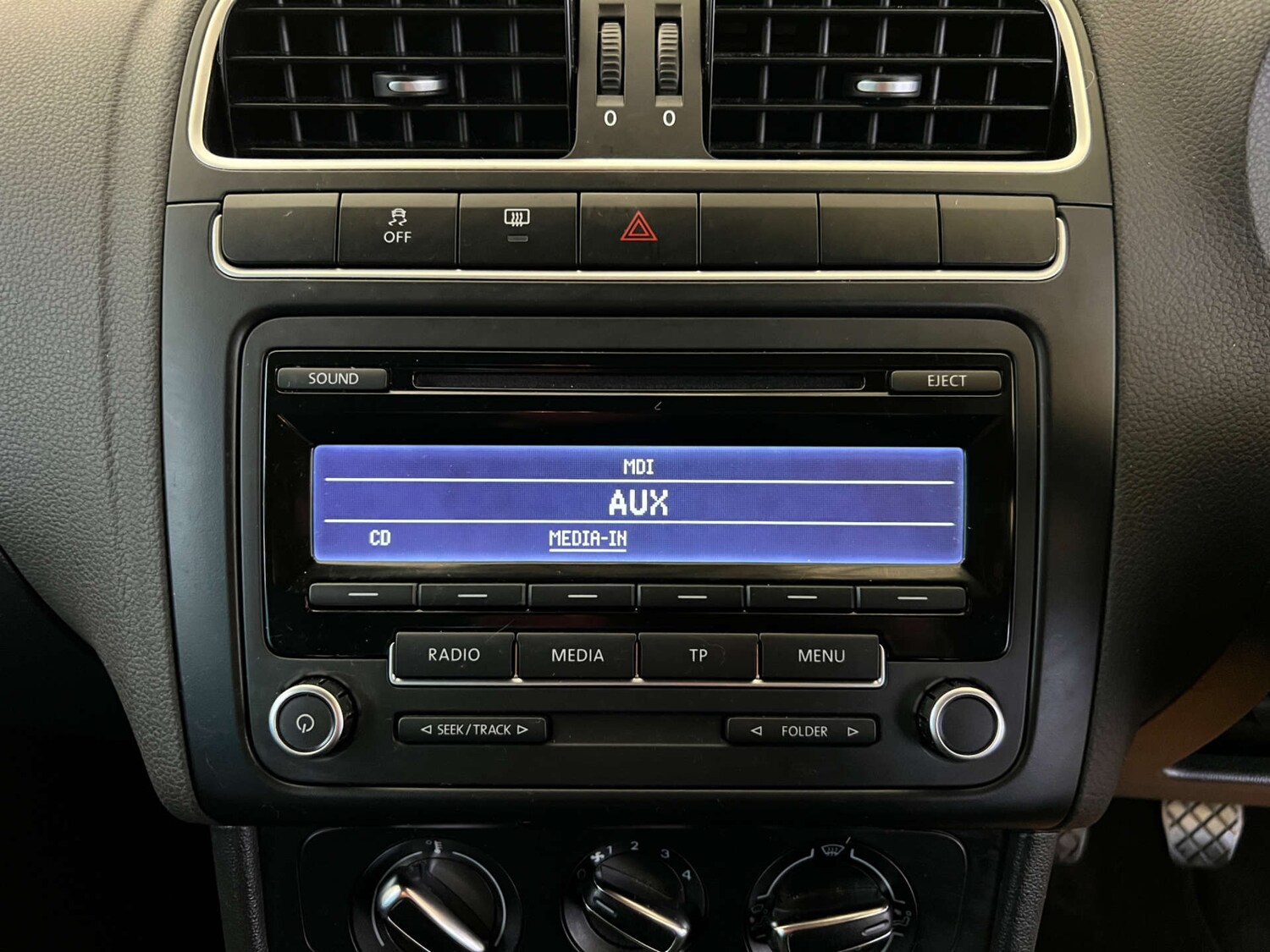 Used Volkswagen Polo 2012 for sale - 77409761: Photo 12