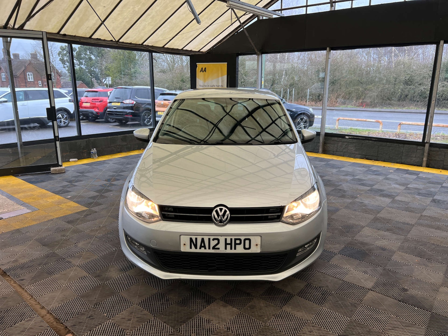 Used Volkswagen Polo 2012 for sale - 77409761: Photo 3