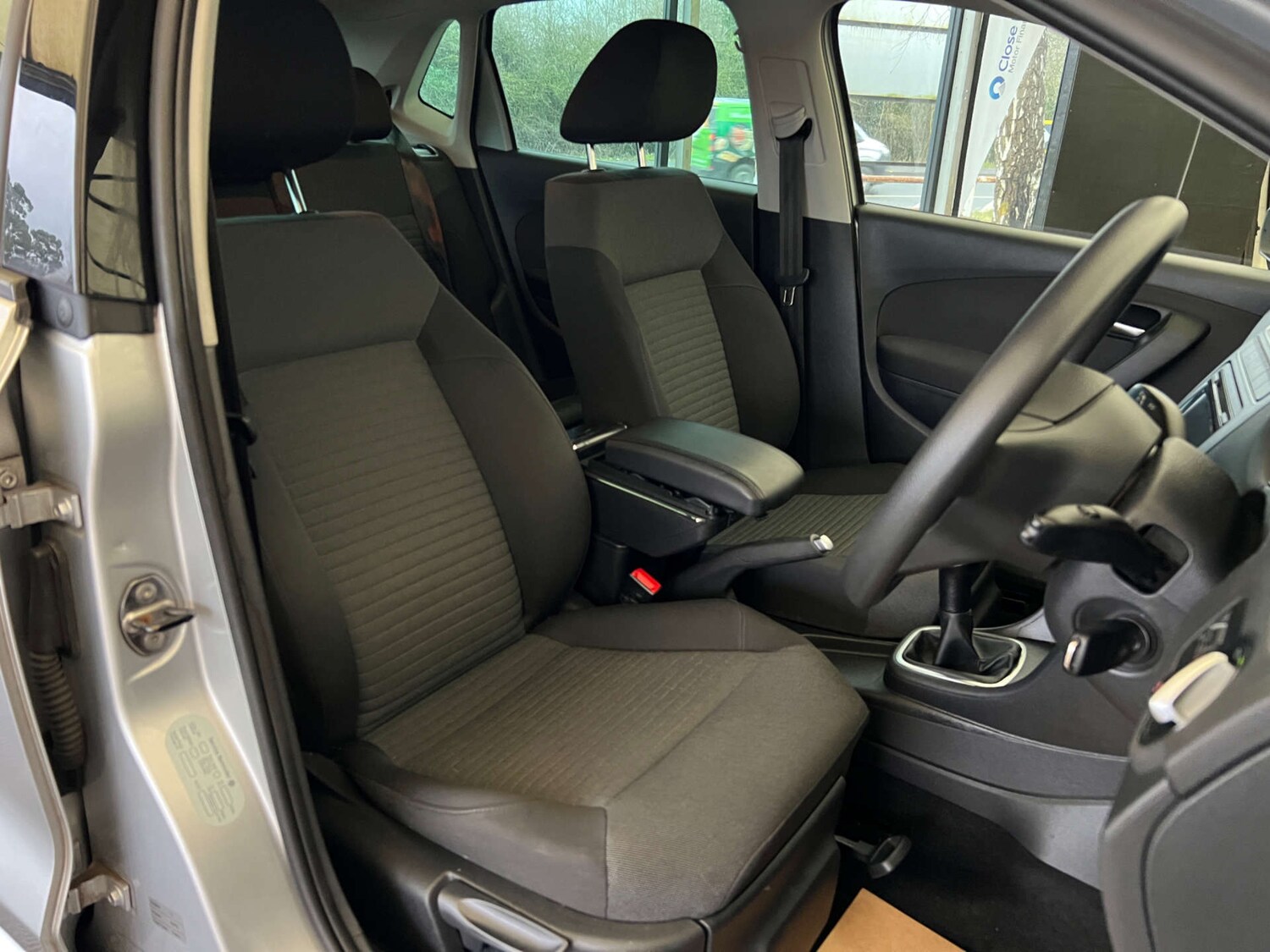 Used Volkswagen Polo 2012 for sale - 77409761: Photo 8