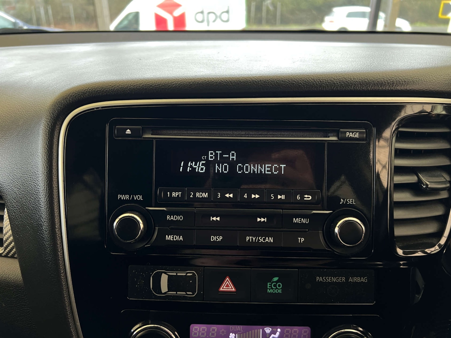 Used Mitsubishi Outlander 2017 for sale - 77702638: Photo 16