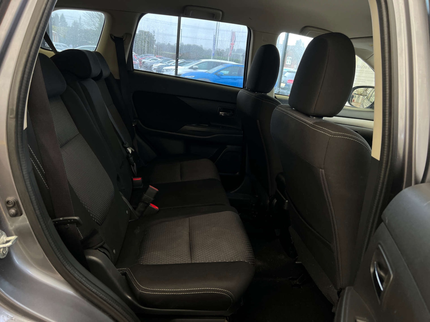 Used Mitsubishi Outlander 2017 for sale - 77702638: Photo 19