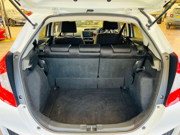 Used Honda Jazz 2017 for sale - 76038480: Photo 30