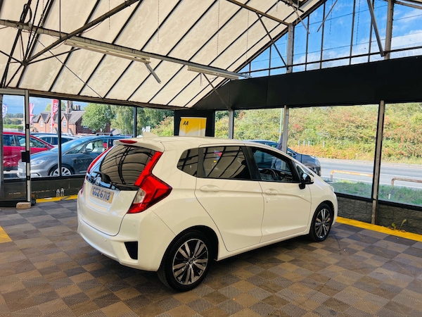 Used Honda Jazz 2017 for sale - 76038480: Photo 9