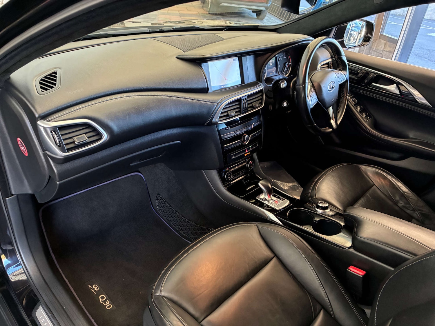 Used Infiniti QX30 2017 for sale - 76035994: Photo 29