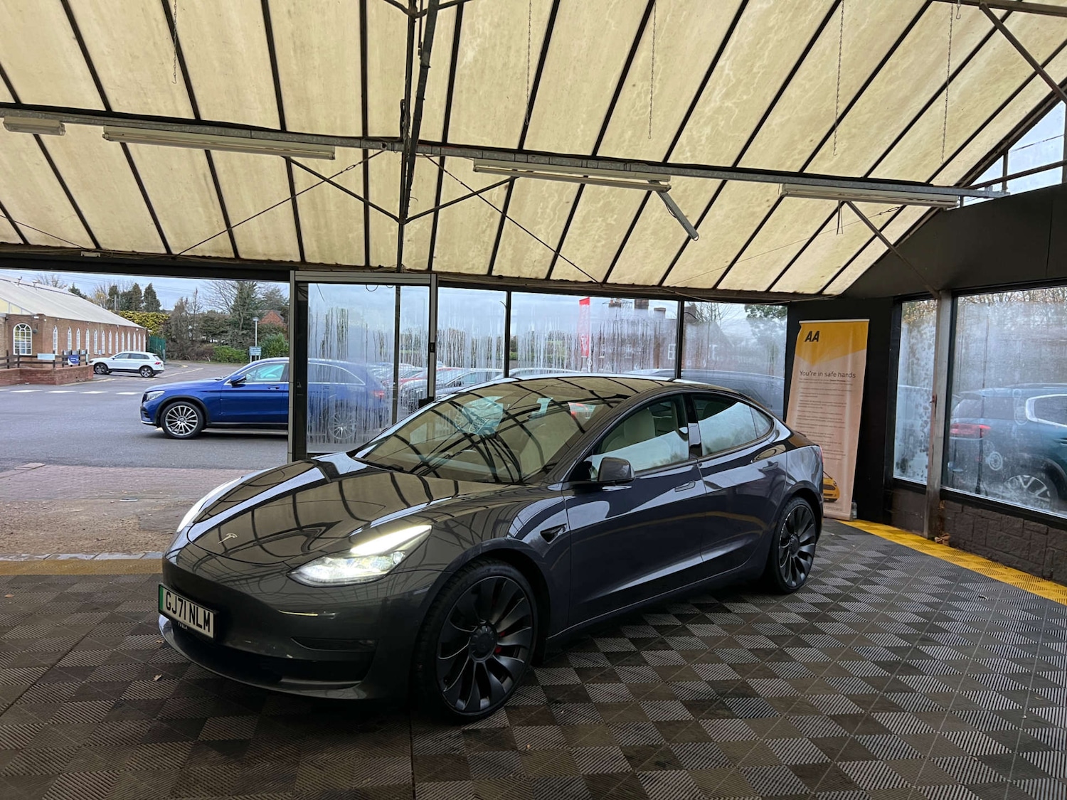 Used Tesla Model 3 2021 for sale - 76846802: Photo 4