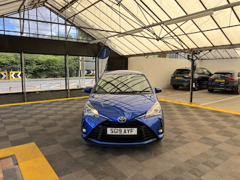 Used Toyota Yaris 2019 for sale - 79432721: Photo