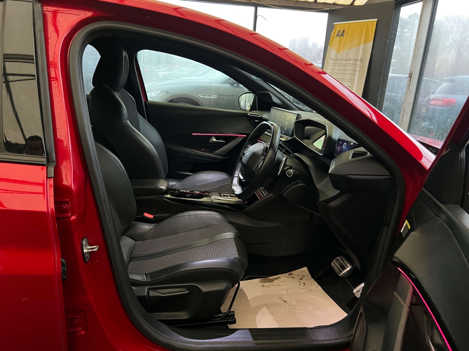 Used Peugeot 208 2023 for sale - 77022641: Photo 10