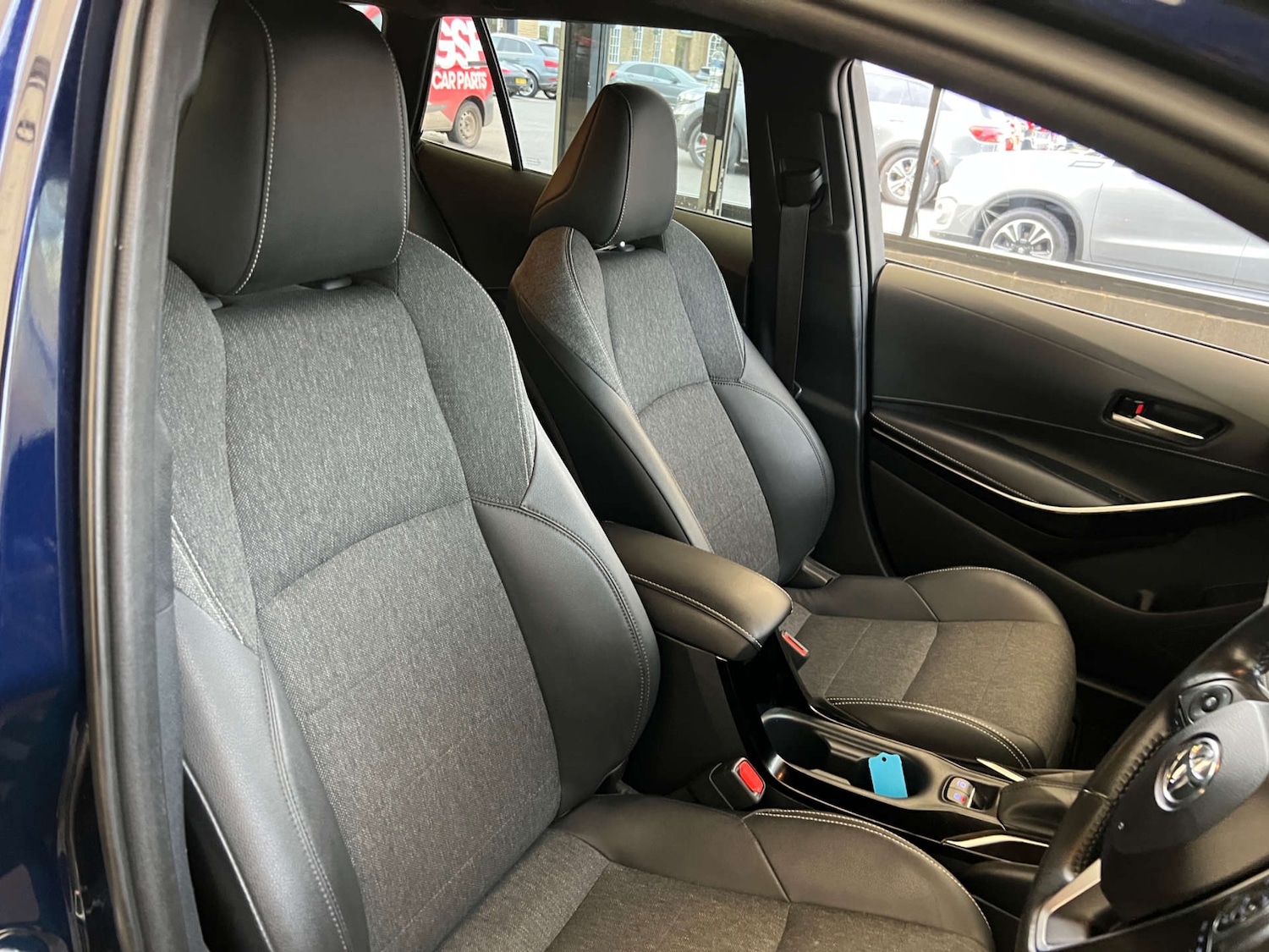 Used Toyota Corolla 2022 for sale - 76483208: Photo 10