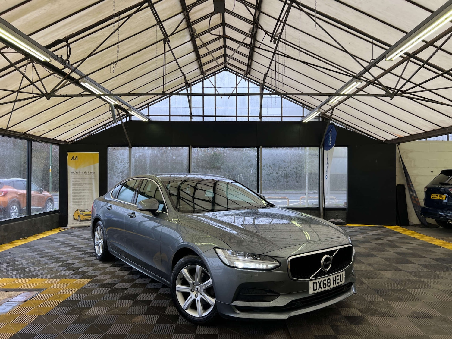 Used Volvo S90 2018 for sale - 77547658: Photo 1