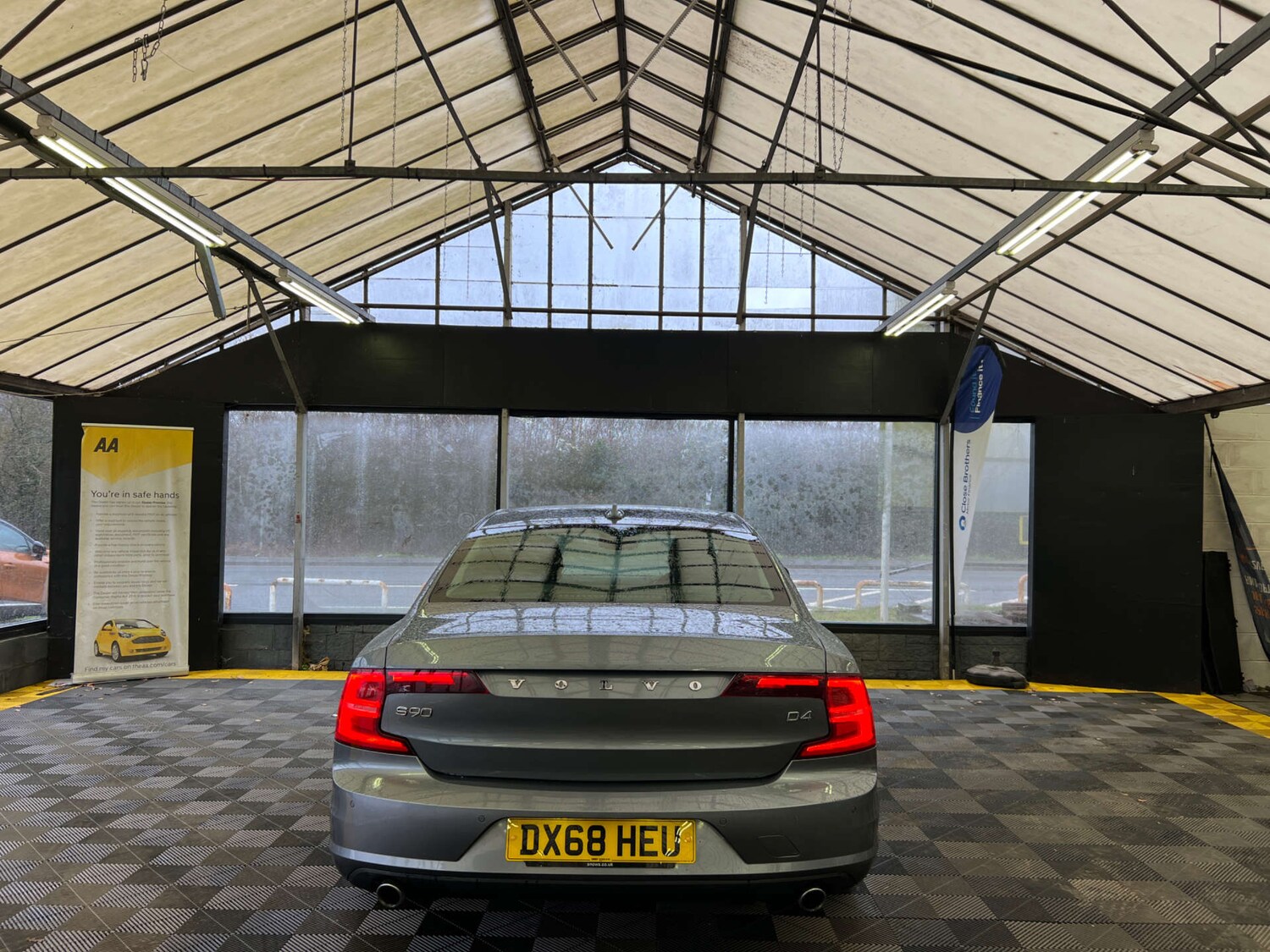 Used Volvo S90 2018 for sale - 77547658: Photo 8