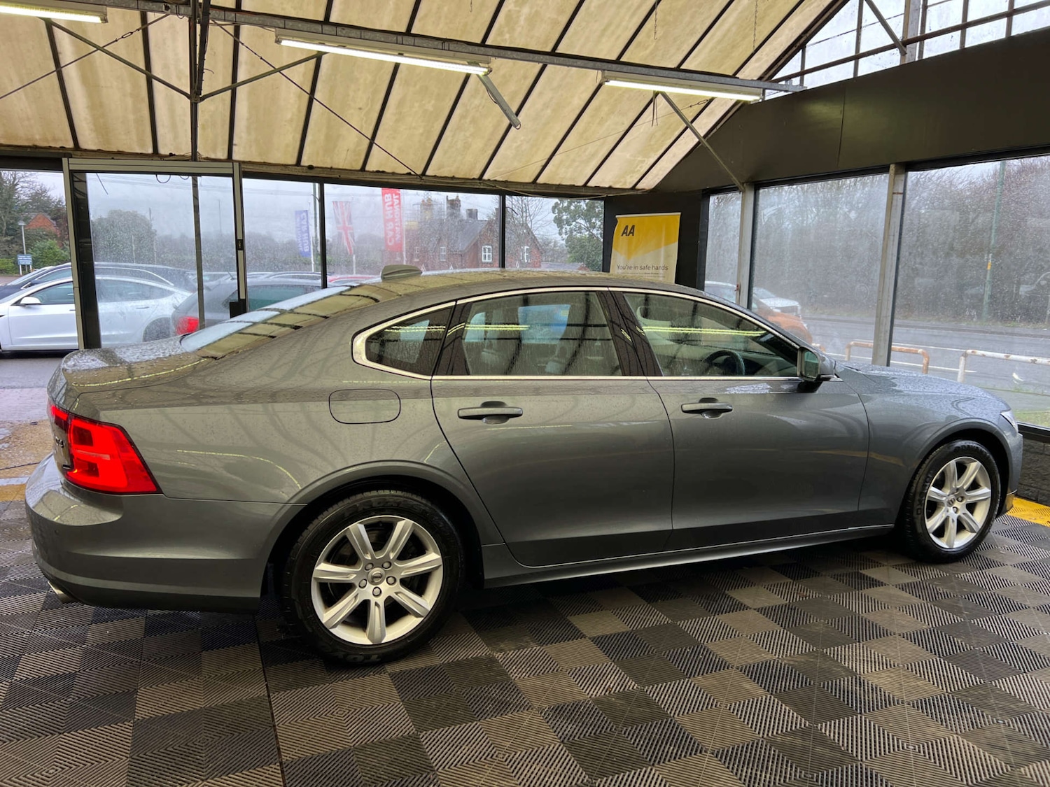 Used Volvo S90 2018 for sale - 77547658: Photo 9