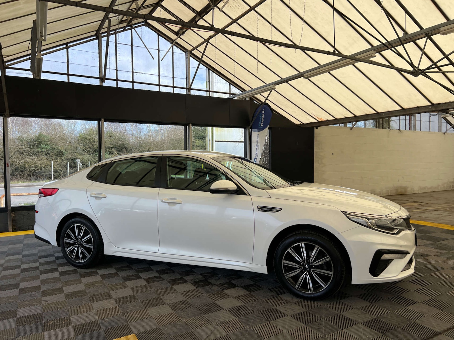 Used Kia Optima 2018 for sale - 77721667: Photo 3