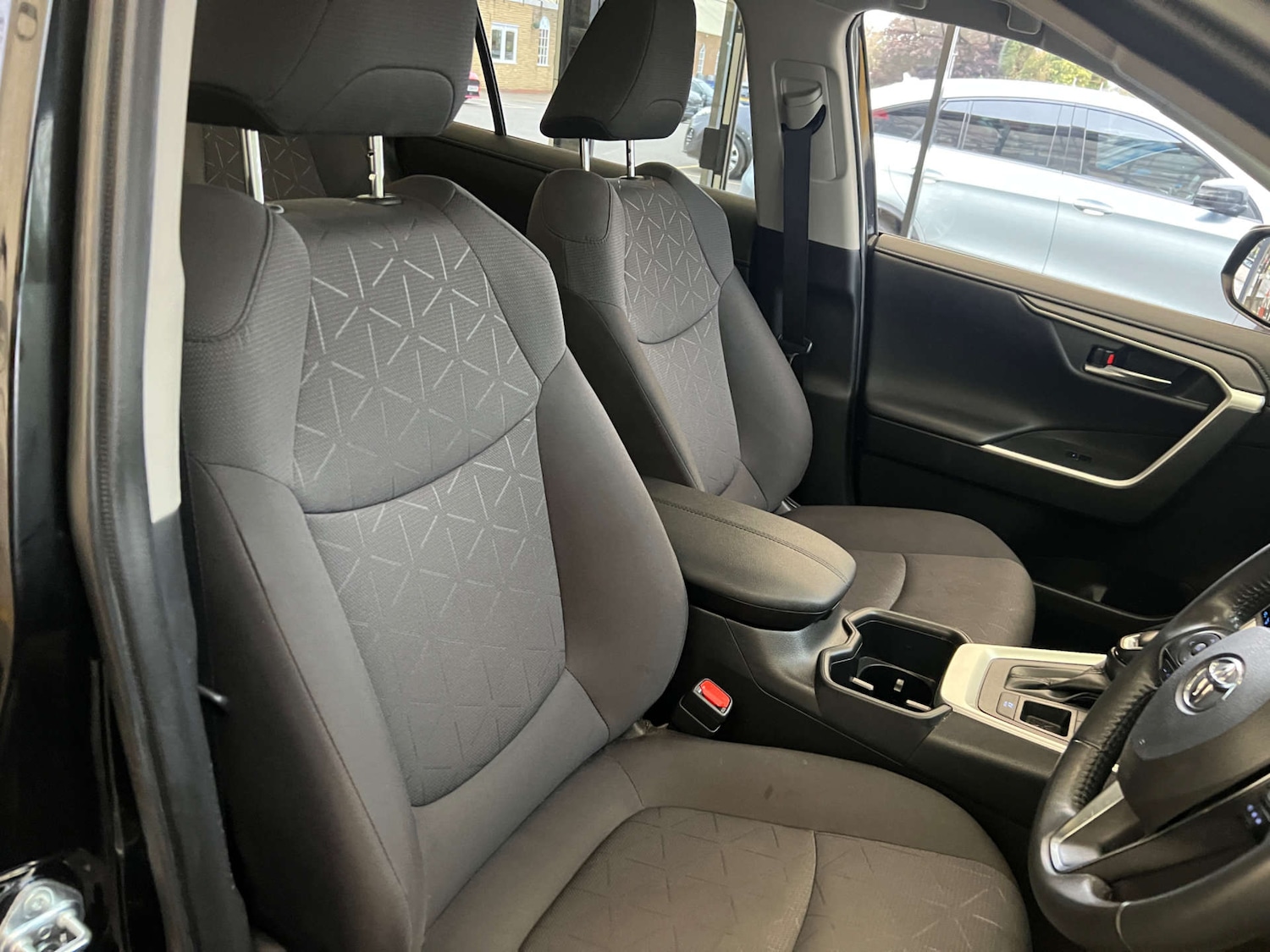 Used Toyota RAV4 2022 for sale - 77166029: Photo 12