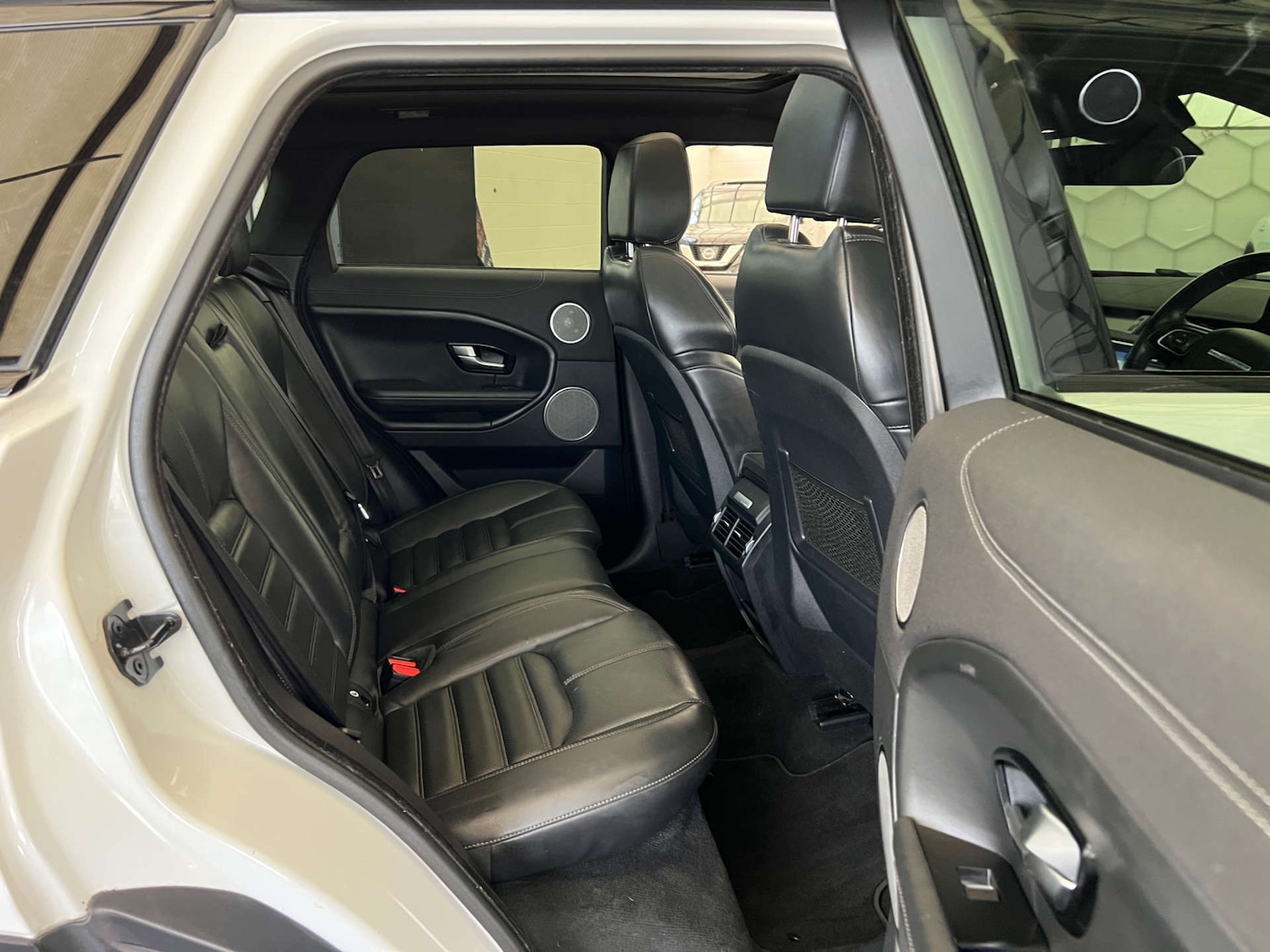 Used Land Rover Range Rover Evoque 2018 for sale - 76483199: Photo 31