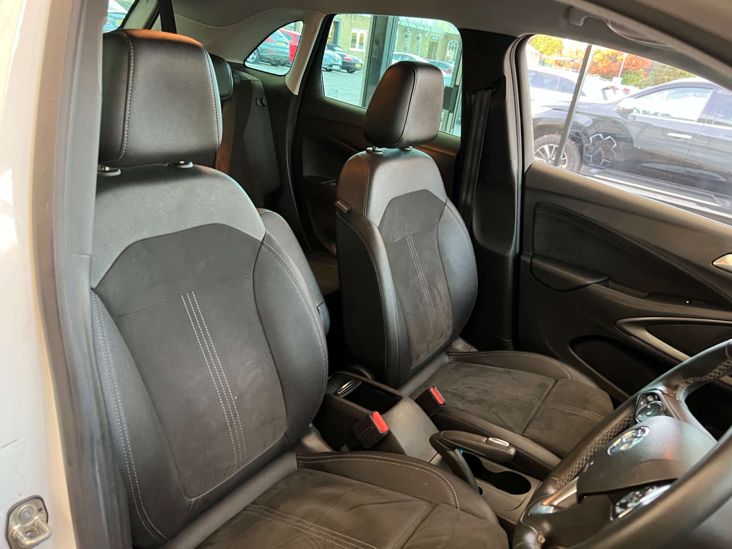 Used Vauxhall Crossland 2022 for sale - 76411998: Photo 11