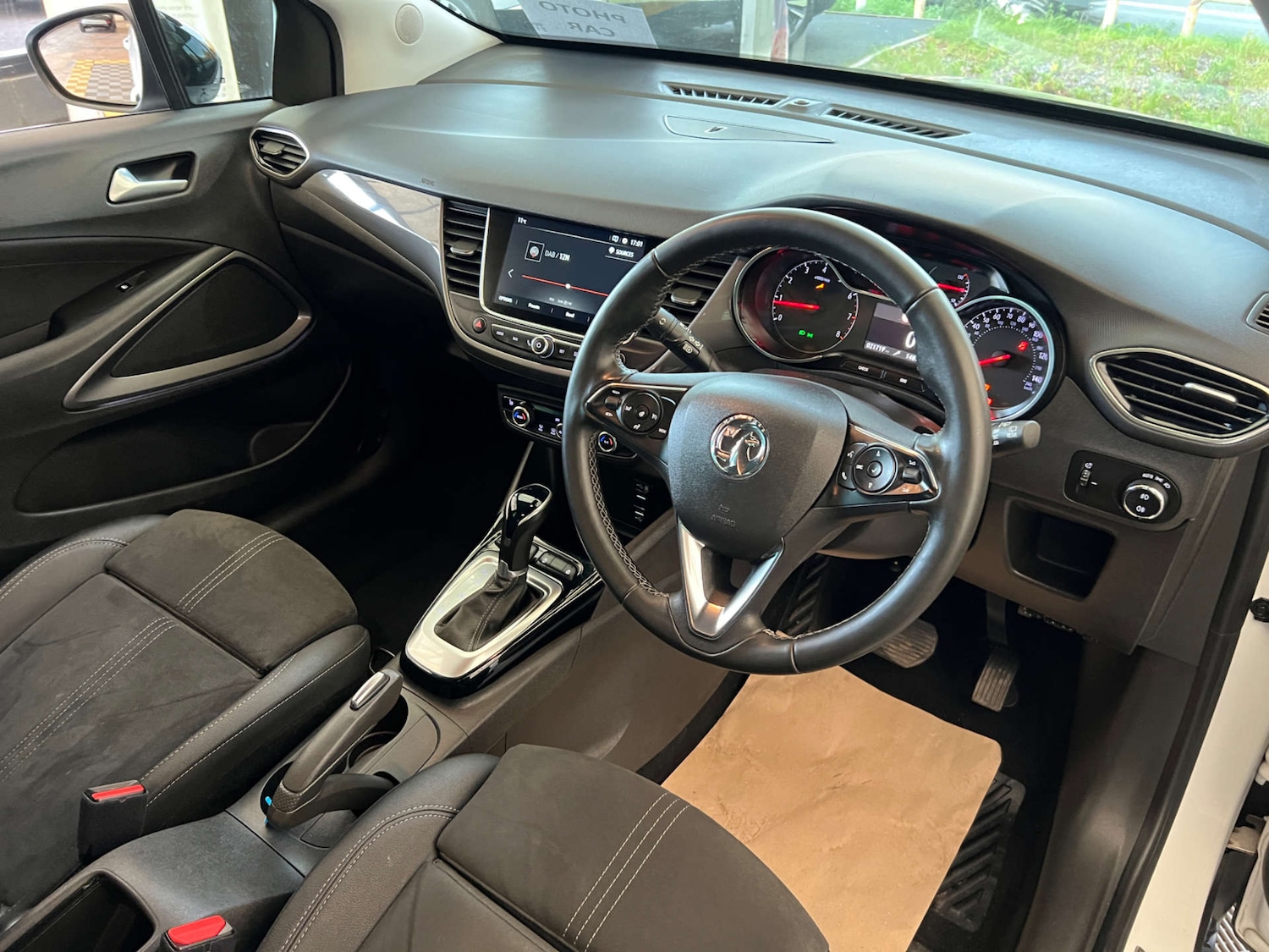 Used Vauxhall Crossland 2022 for sale - 76411998: Photo 12