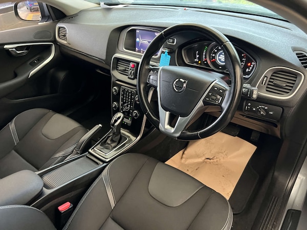 Used Volvo V40 2018 for sale - 76174341: Photo 11