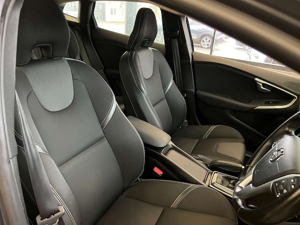 Used Volvo V40 2018 for sale - 76174341: Photo 12