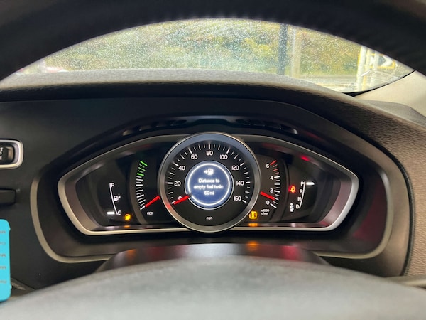 Used Volvo V40 2018 for sale - 76174341: Photo 15