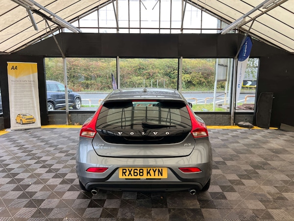 Used Volvo V40 2018 for sale - 76174341: Photo 7