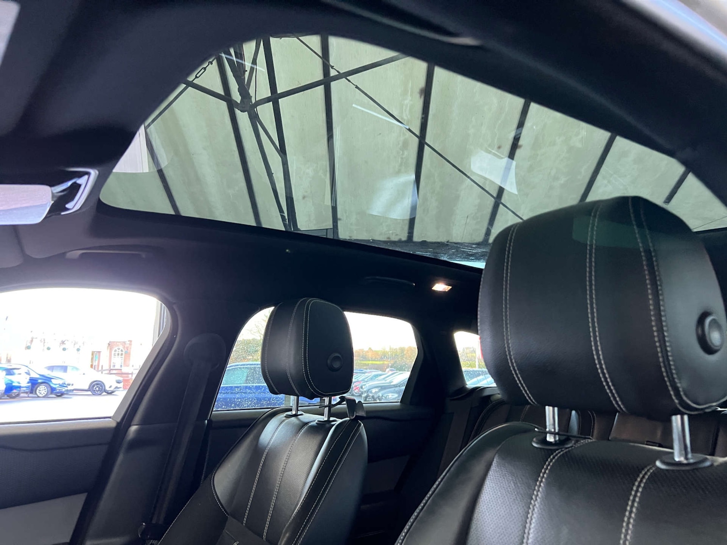 Used Land Rover Range Rover Velar 2018 for sale - 76948216: Photo 28