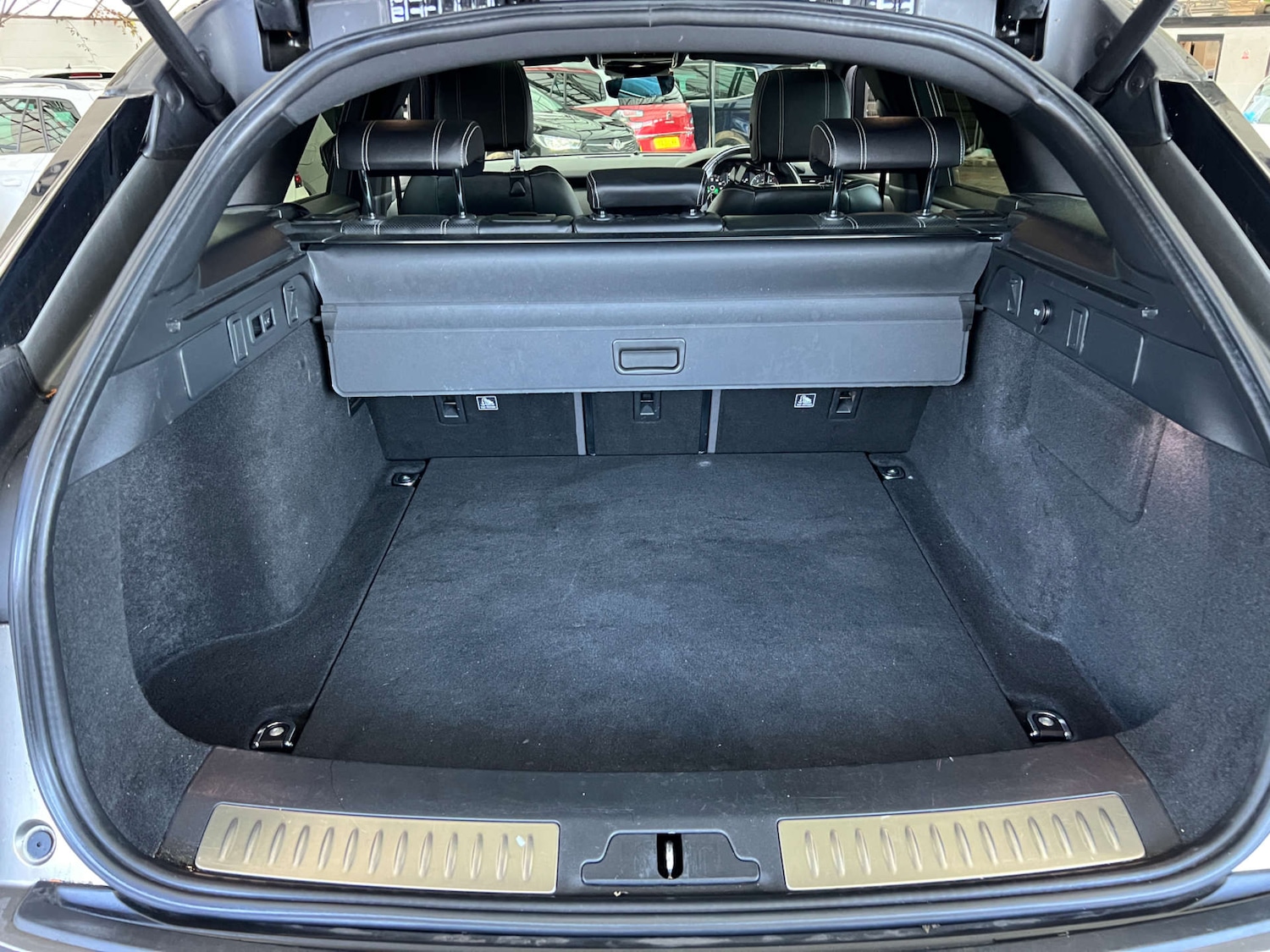 Used Land Rover Range Rover Velar 2018 for sale - 76948216: Photo 32