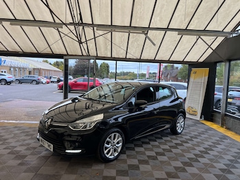 Used Renault Clio 2017 for sale - 76206208: Photo 4